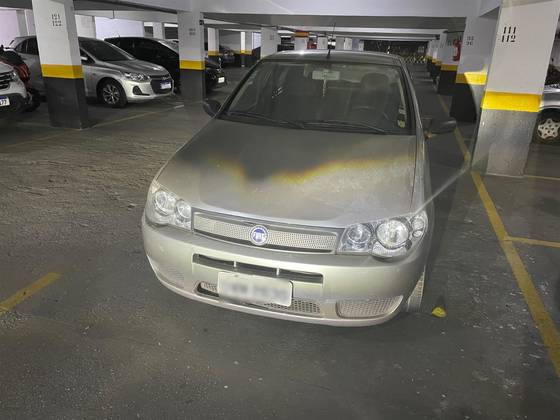FIAT PALIO 1.0 MPI FIRE CELEBRATION 8V FLEX 2P MANUAL FIAT PALIO 1.0 MPI FIRE CELEBRATION 8V FLEX 2P MANUAL